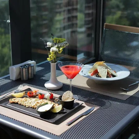 Raziotel Yamska 호텔 키예프